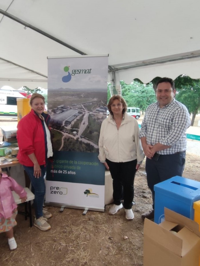 Imagen de 08062024 Diputada de Medio Ambiente con el Consorcio de Servicios Públicos Mediosmbientales