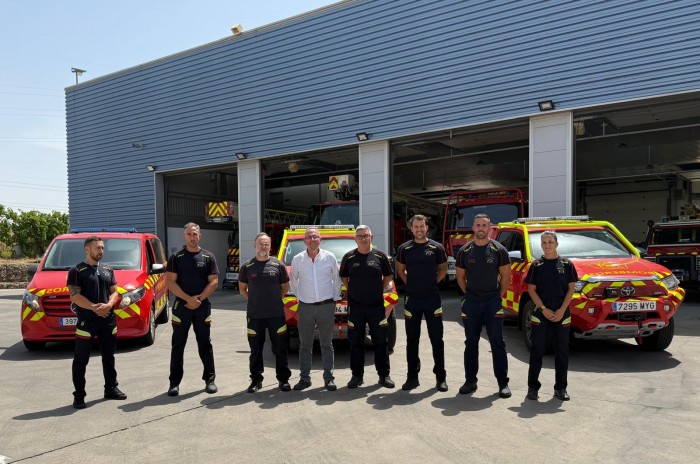 13082025 Juan Carlos Sánchez entrega nuevos vehículos bomberos