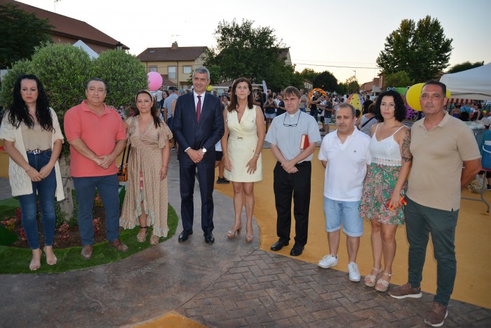 Álvaro Gutiérrez y María José Ruiz en el nuevo parque