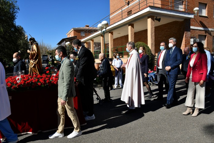 Imagen de El presidente en la procesión