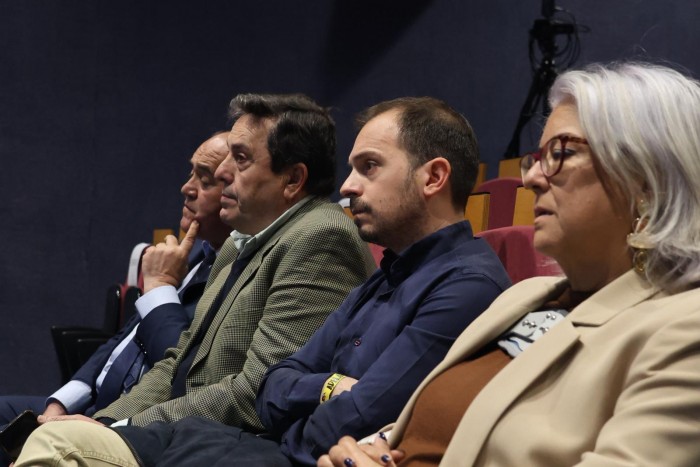 Imagen de Cedillo en la inauguración de la jornada de ELA en Talavera