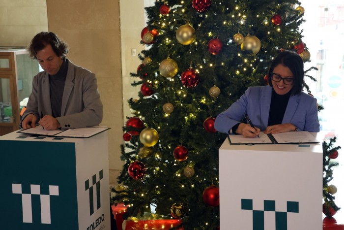 Imagen de 181224 Pilar Martín y Rubén Lozano firman Convenio Toledo Ciudad Europea del Deporte 4