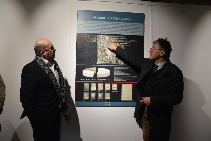 Imagen de Un momento de la visita a la muestra