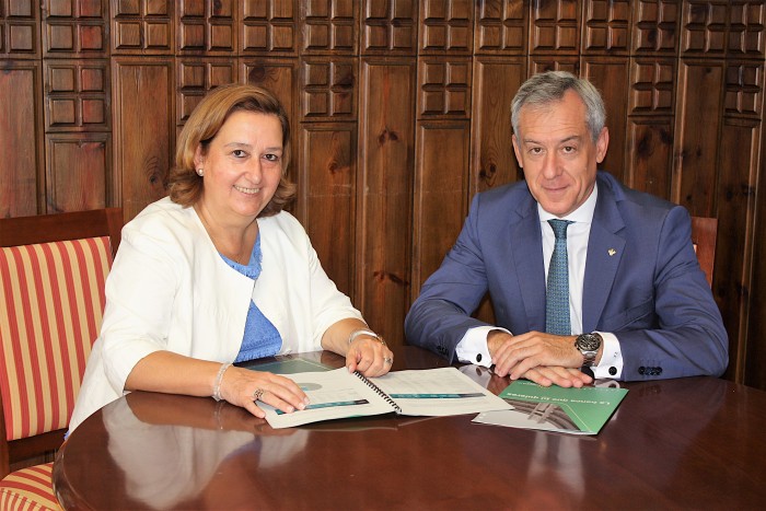 Imagen de La presidenta de la Diputación de Toledo recibe al presidente de Eurocaja Rural