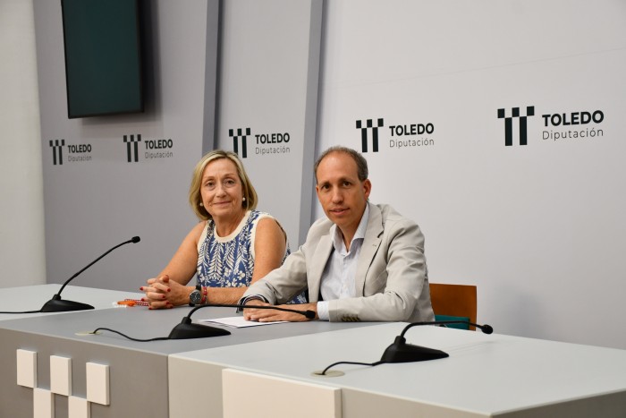 Imagen de 18092025 Daniel Arias y Begoña Aguilar de ADEMTO en rueda de prensa