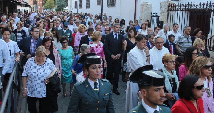 Imagen de Álvaro Gutiérrez en la procesión de San Antonio de Padua de Yeles