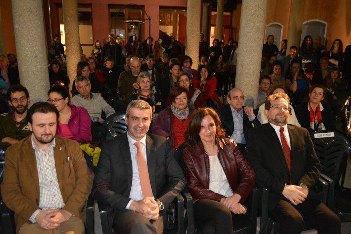 Numeroso público asistente a la actividad incluida en FEM 17