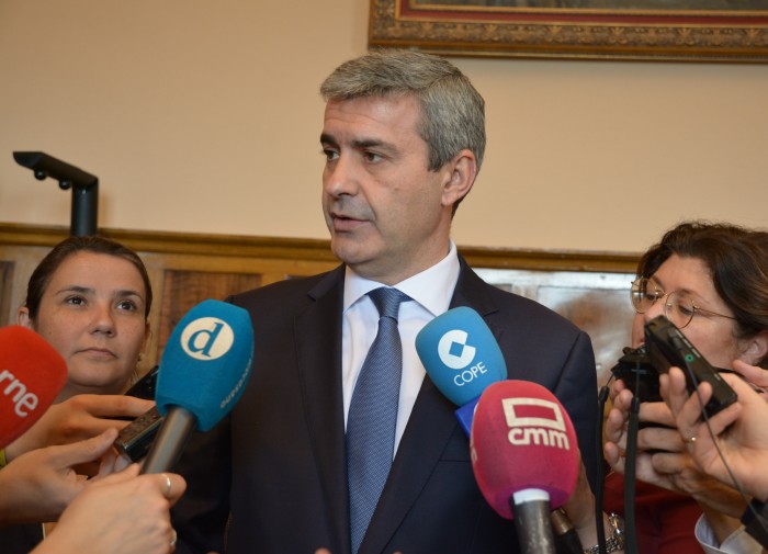 Álvaro Gutiérrez anunciando que la Gala del Deporte se celebrará en Talavera de la Reina