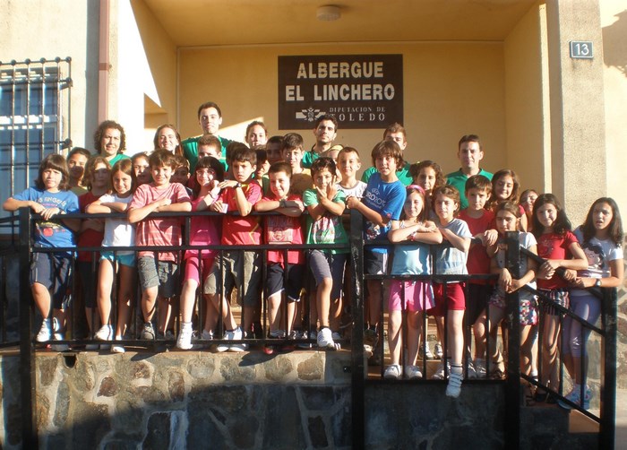 Imagen de Primer grupo de niños en Piedraescrtita. Verano 2012