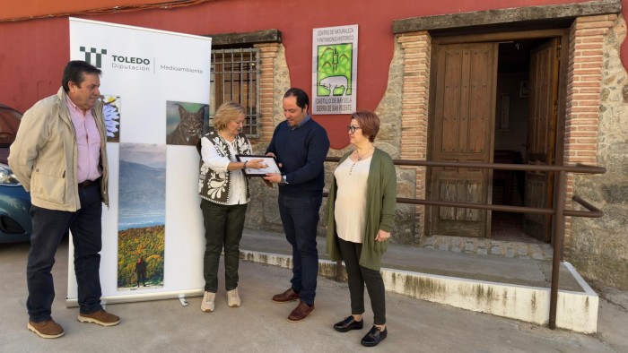 Imagen de Equipamiento ambiental en Castillo de Bayuela