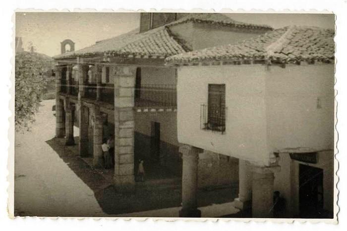 Imagen de Escalona. Casa Ayuntamiento. 1959