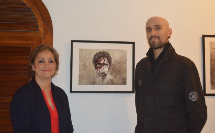 María Ángeles Garcia y Luiso García inaugurando la exposición 