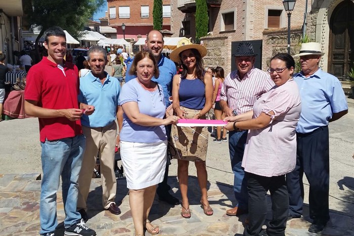 Imagen de Flora Bellón inaugura el Mercado Rural de Aldenueva de San Bartolomé