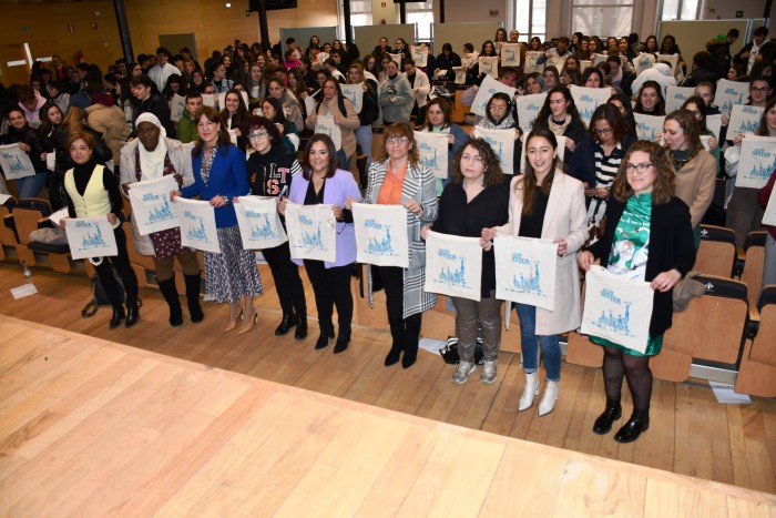 Imagen de Foto familia jornada Soy Mujer