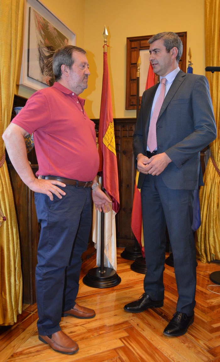 Imagen de Presidente y alcalde Alcabón