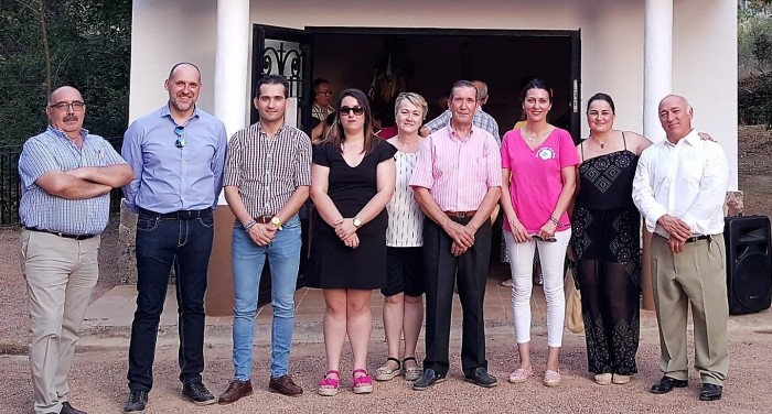 Imagen de Jaime David Corregidor y Cristina Cebas en la Romería de la Garganta de Buenasbodas