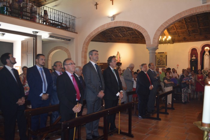 Álvaro Gutiérrez en la misa en honor de la Virgen del Rosario en Camarenilla