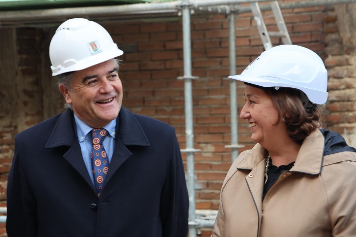 Imagen de Cedillo y Gregorio en la Casa de los Canónigos