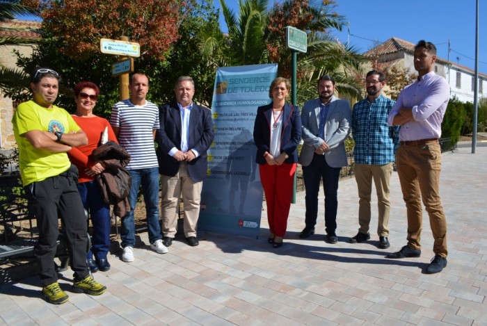 María Ángeles García en la inauguración del sendero de Huecas, Rielves y Barcience