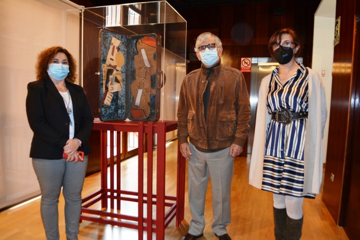 Ana Gómez y Cristina Cebas con Marcos Salazar