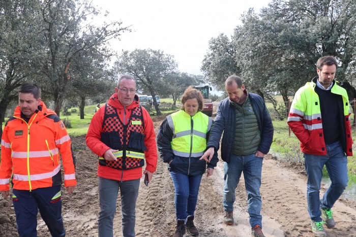 Imagen de 14032025 Cedillo visita obra urbanización “La Atalaya” (1)