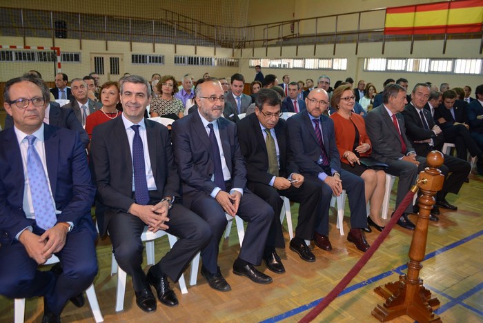 Un momento del acto institucional en la Jefatura Superior de Policía