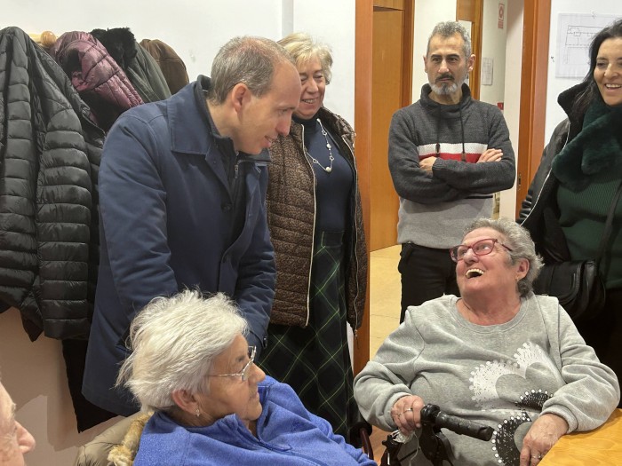 Daniel Arias en un Hogar del Jubilado