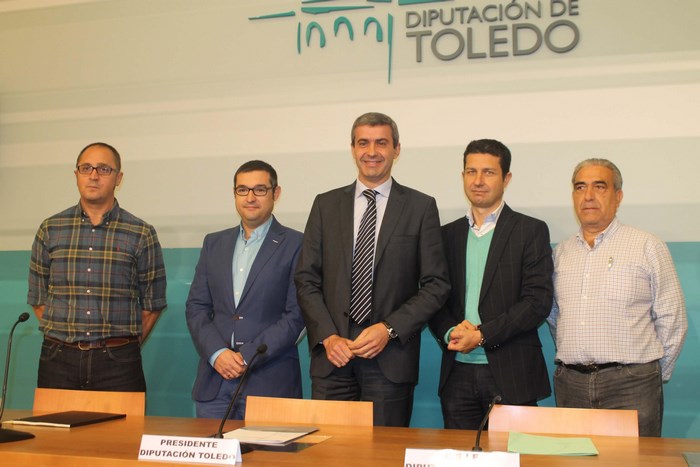 Imagen de Gobierno y sindicatos consensuan la mejora de las condiciones laborales de los trabajadores