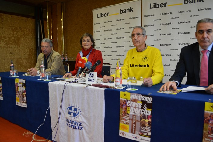 Imagen de María Ángeles en la presentación