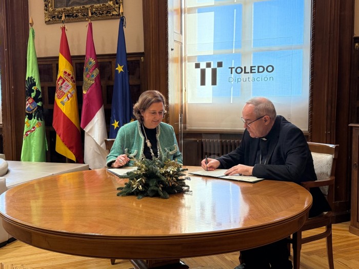 Imagen de Cedillo y Cerro firman el convenio en Diputación