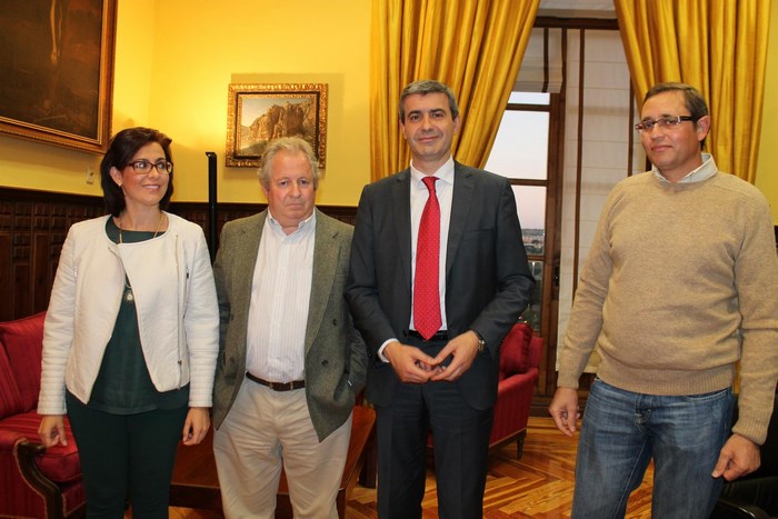 Imagen de Álvaro Gutiérrez recibe al alcalde de Las Vegas