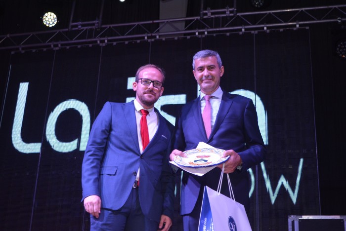 Álvaro Gutiérrez y Raúl Pingarrón, alcalde de Villaminaya