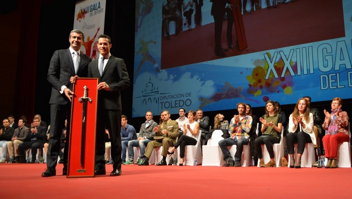 Imagen de Álvaro Gutiérrez entrega el Premio Diputación