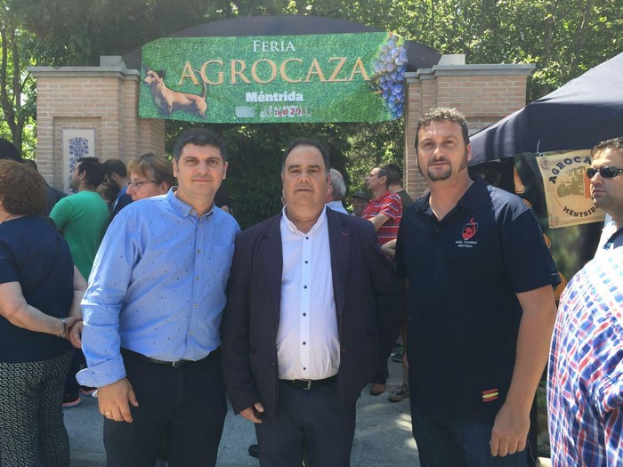 Imagen de José Luis Fernández inaugura Agrocaza 2016