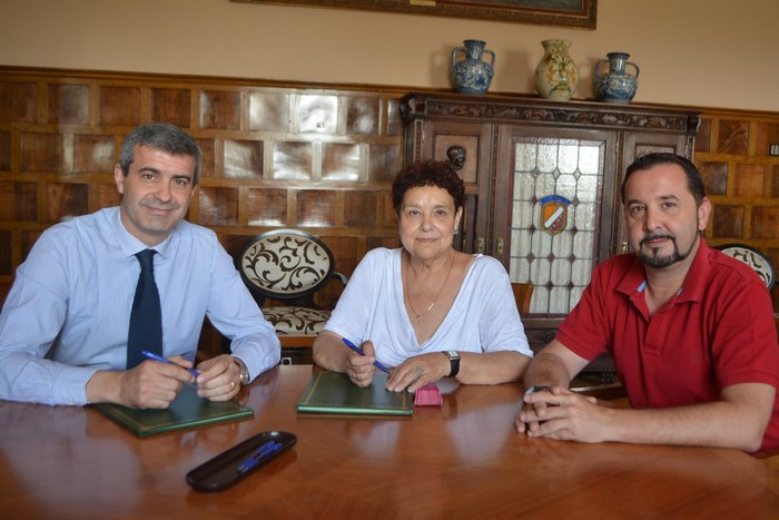 Imagen de Gutiérrez con la presidenta de la Asociación 