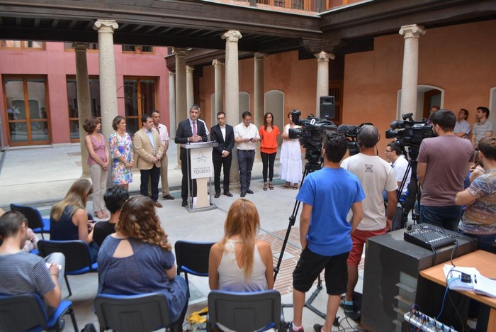 Imagen de Momento del encuentro del Gobierno provincial y los medios de comunicación