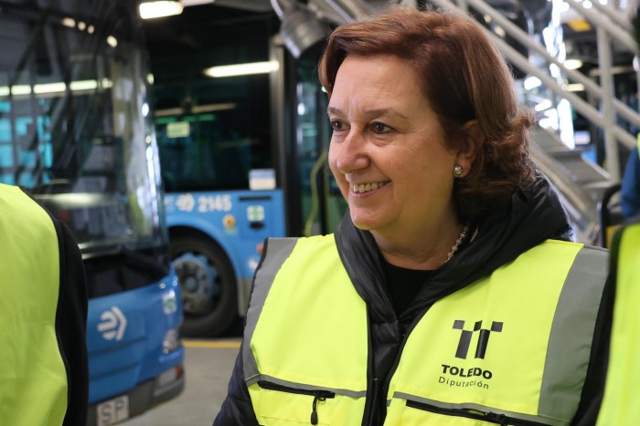 Imagen de Cedillo en Madrid con los nuevos autobuses