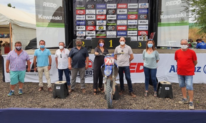 Imagen de María Jesús Pérez en el Campeonato de España de Motocross de Montearagón