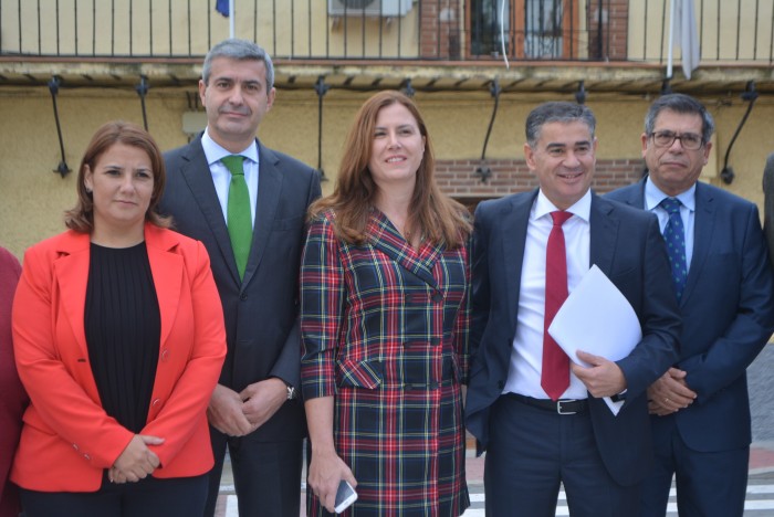 Imagen de Álvaro Gutiérrez con Silvia Díaz, Agustina García Élez, Manuel González Ramos y Javier Nicolás
