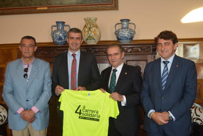 Apoyo IV carrera solidaria