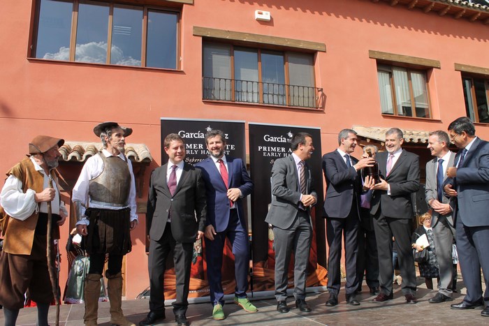 Álvaro Gutiérrez en la almazara Aceites García de la Cruz en Madridejos