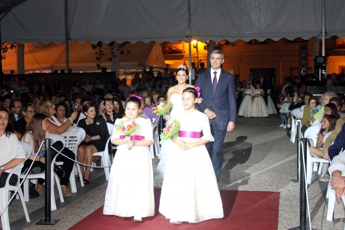 Imagen de Álvaro Gutiérrez participa de la coronación de la reina y damas de honor