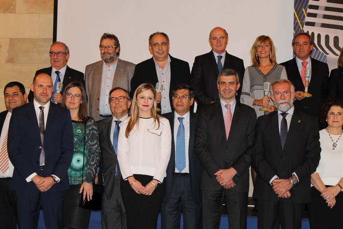 Imagen de Álvaro Gutiérrez junto a responsables del Gobierno de Castilla-La Mancha y el director de la Ser