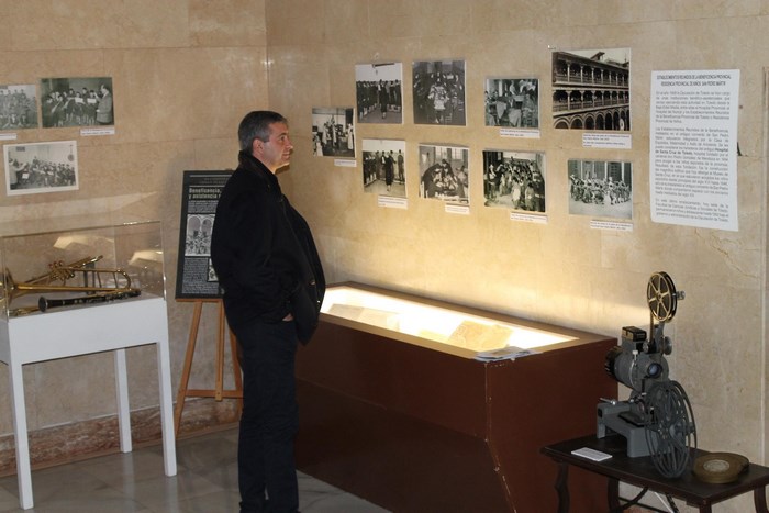 Álvaro Gutiérrez en la exposición