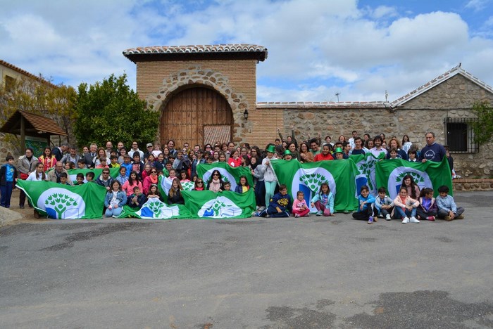 Foto de archivo de encuentro de ecoescuelas