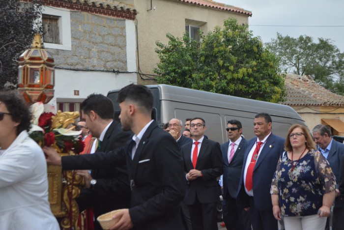 Fernando Muñoz participa en la procesión del Cristo del Olvido