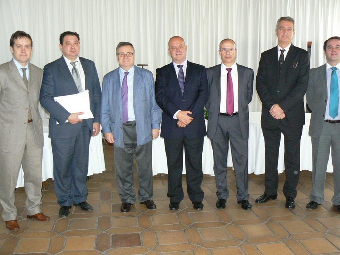 Imagen de García-Tizón y diputados provinciales