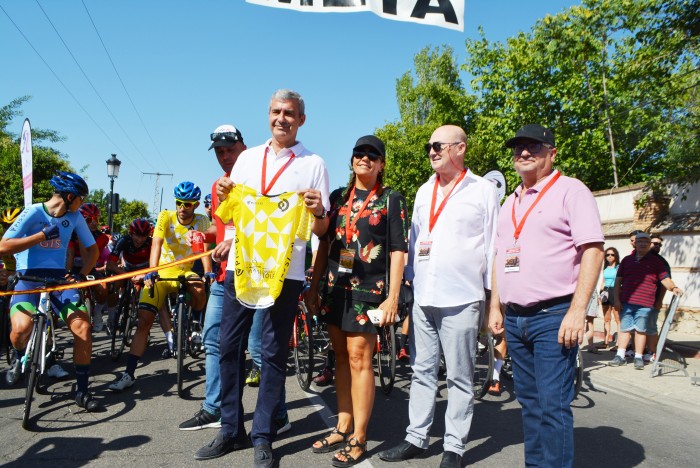 Álvaro Gutiérrez con el maillot de la vuelta