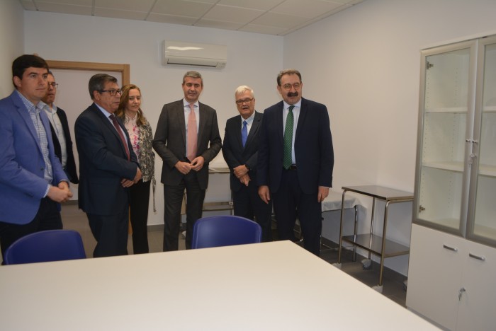 Imagen de Álvaro Gutiérrez visita las nuevas instalaciones del consultorio médico de Calypo-Fado