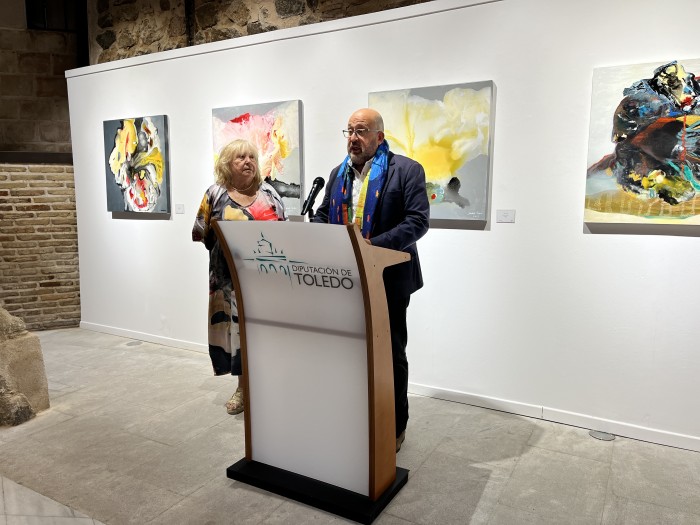 13102024 Arribas exposición de Avelina Sánchez-Carpio en San Clemente (2)